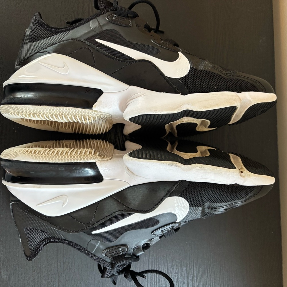 Nike Black and White Women's Air Max Sneakers - Picture 4 of 7